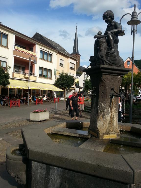 Pension "Am Markt" Treis-Karden Dış mekan fotoğraf